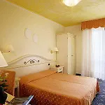 호텔 Montecarlo