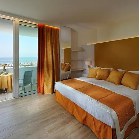 Montecarlo 호텔 4*