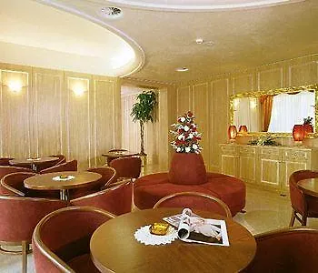 Hotell Montecarlo 4*