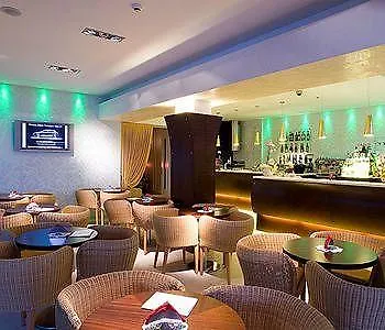 蒙特卡洛酒店 4* 比比翁