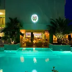 Otel Montecarlo 4*