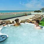 Montecarlo 4*